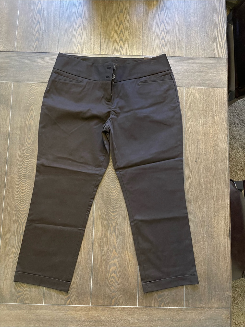 Limited Women’s Brown Cropped Straight leg Dress Pants. Ankle Drew Fit Size. 12.